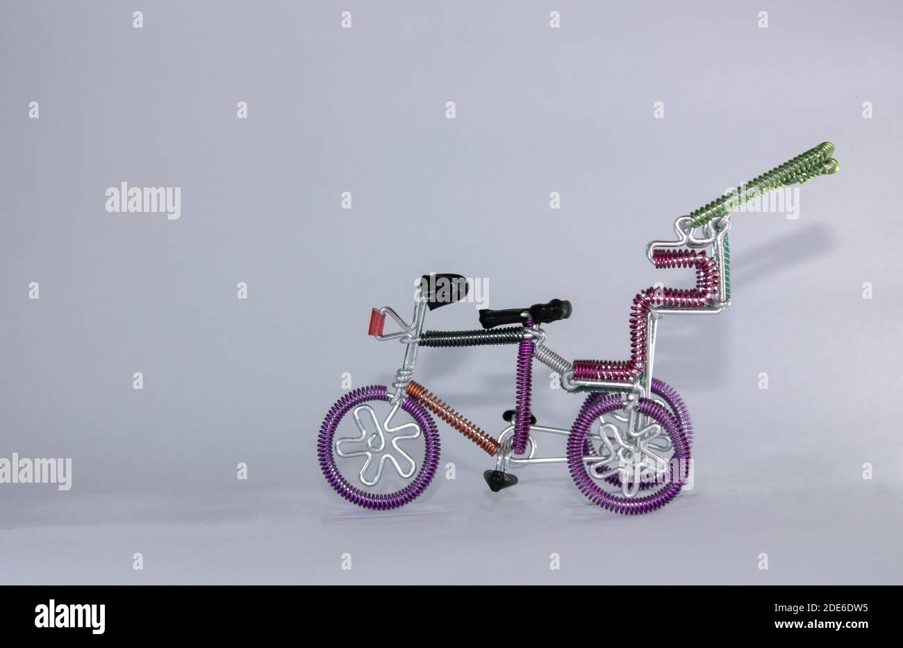toy rickshaw made out of metal wire Stock Photo Alamy