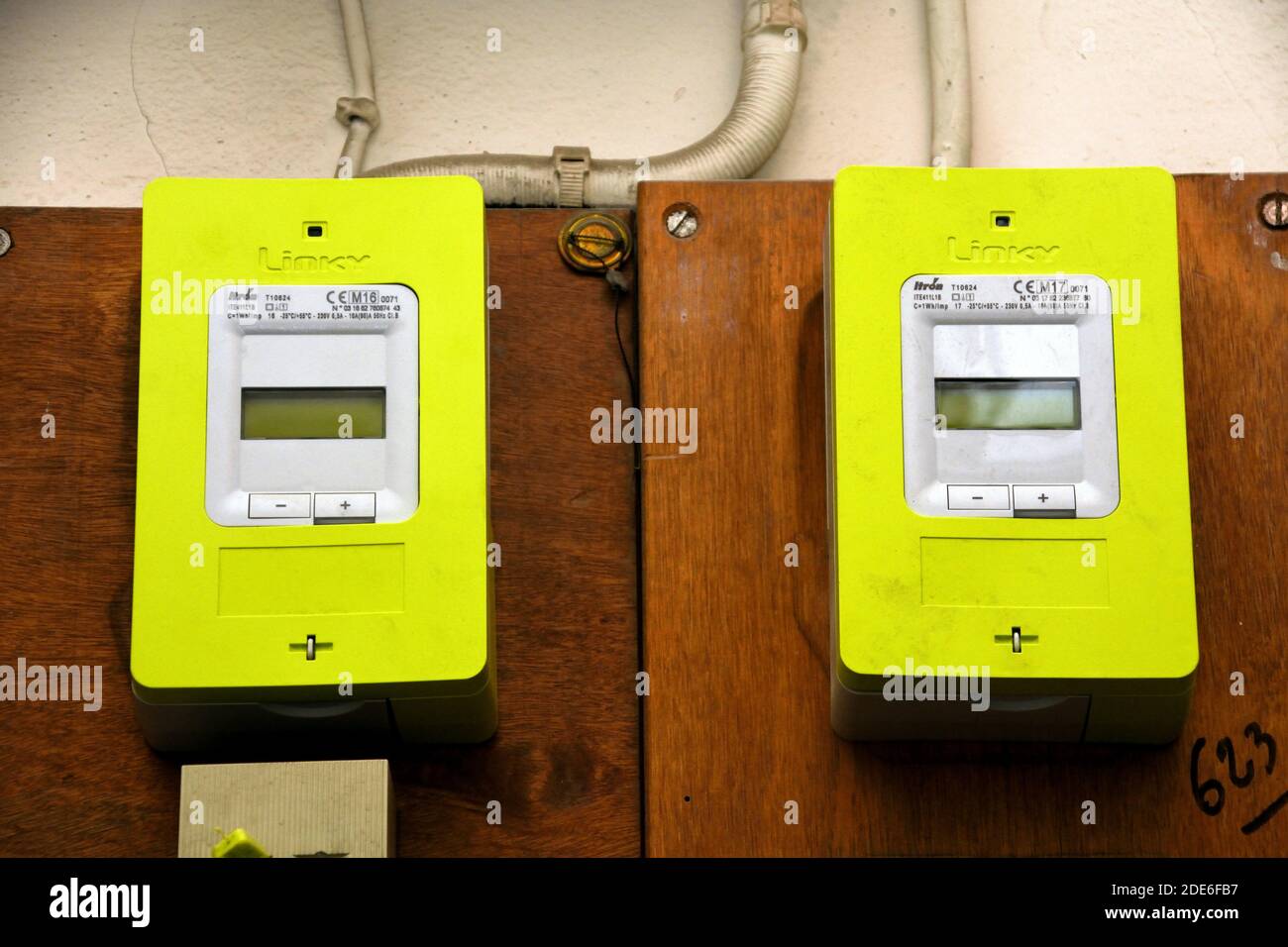 Marseille, France. 28th Nov, 2020. Linky electric meters in the hall of an  old building.In a summary judgment on November 17th 2020, the Bordeaux  Court of Appeal clarified that Enedis cannot invoke