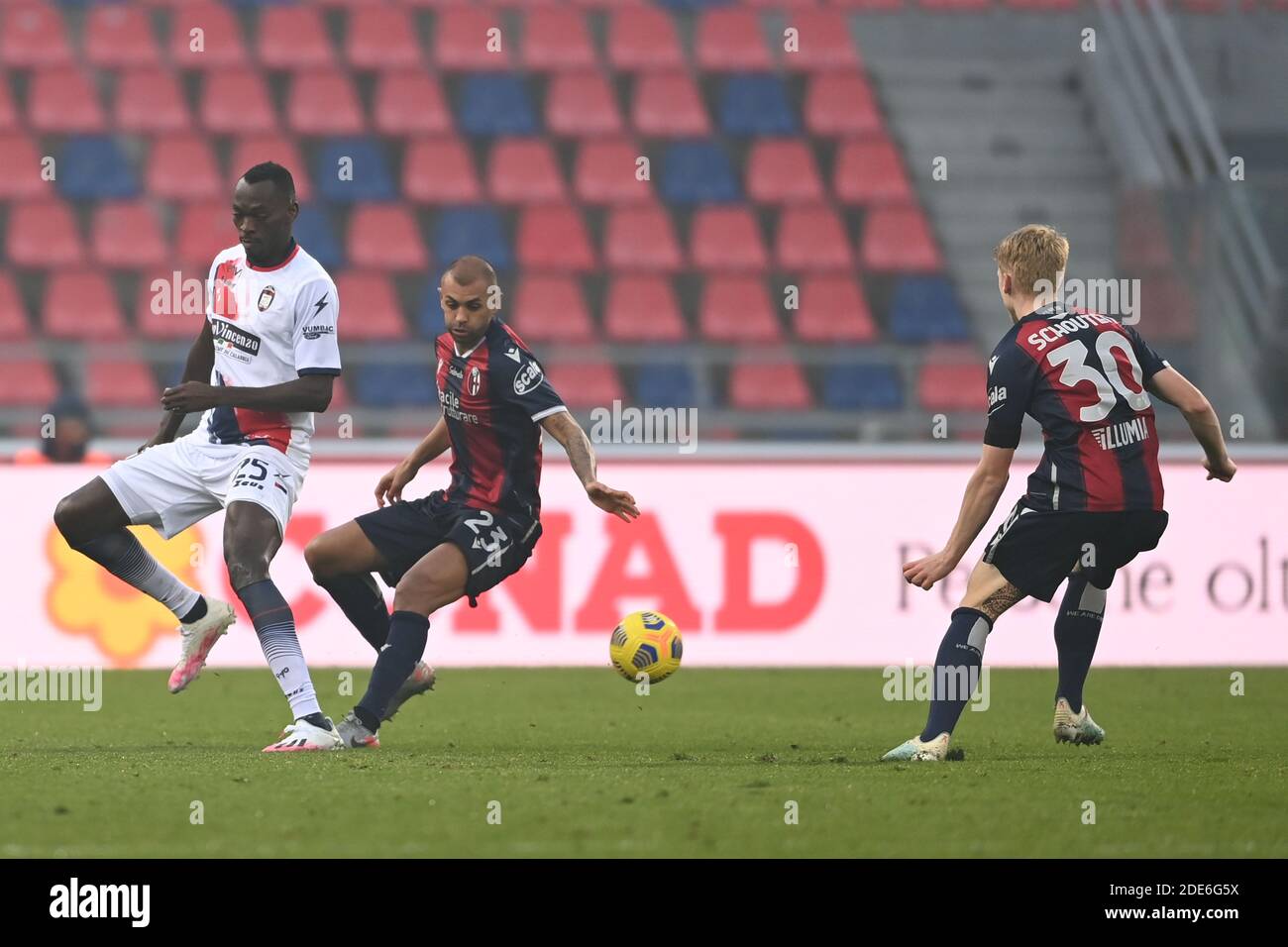 Simy Simeon Tochukwu Nwankwo Crotone Danilo Langeria Bologna Jerdy Schouten Bologna During The Italian Serie A Match Between Bologna 1 0 Crotone At Renato Dall Ara Stadium On November 29 2020 In Bologna Italy Credit