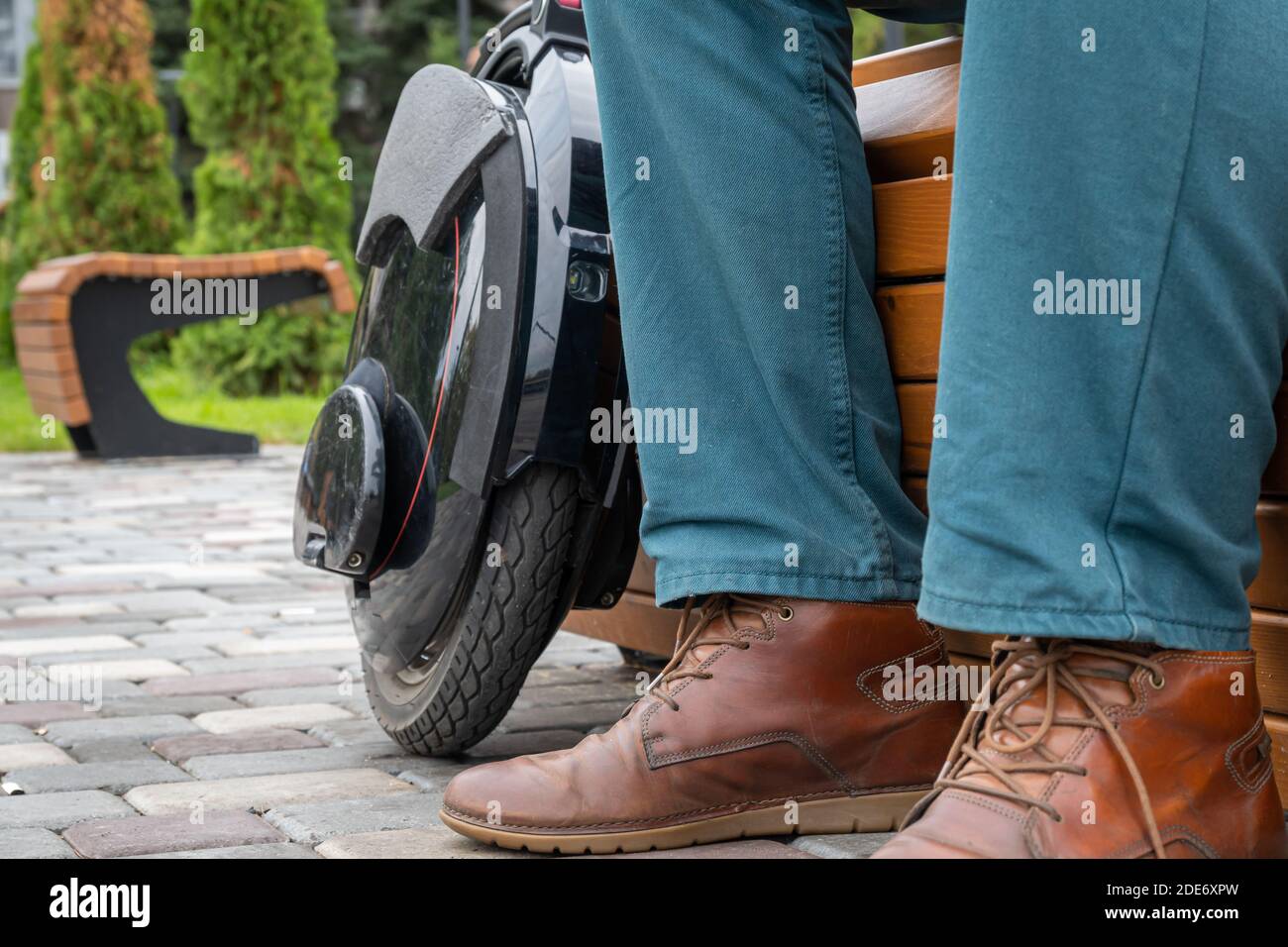 Electric mono wheel, innovative personal vehicle, self-balancing ...