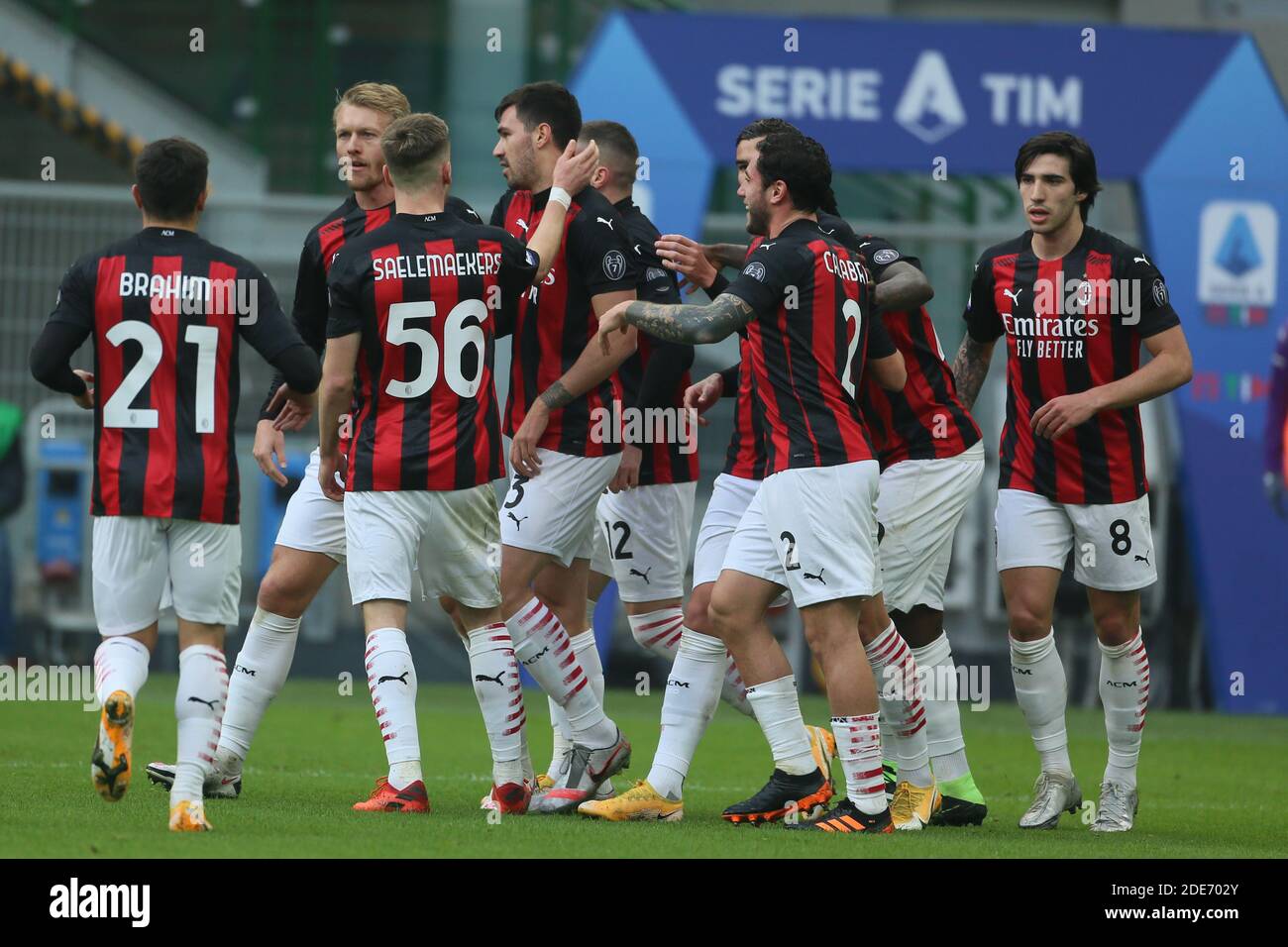 Team Milan celebrate gol during the Italian championship Serie A football match between AC Milan and AC Fiorentina on November 29, 2020 at San Siro stadium in Milan, Italy - Photo Morgese-Rossini / DPPI / LM Stock Photo