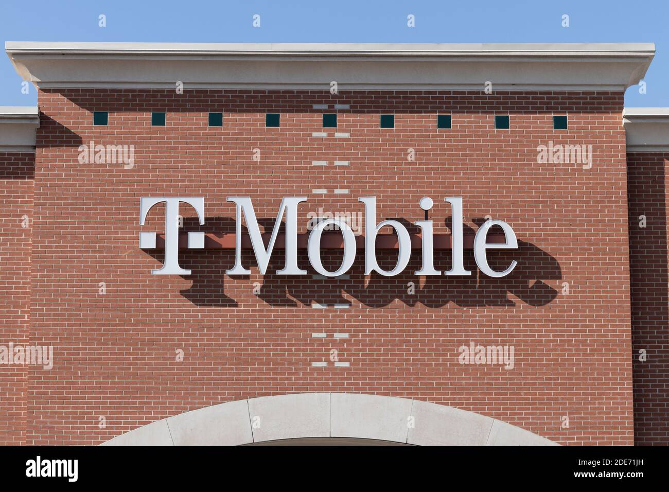 Indianapolis - Circa November 2020: T-Mobile Retail Wireless Store. T-Mobile merged with Sprint in hopes of advancing 5G development. Stock Photo