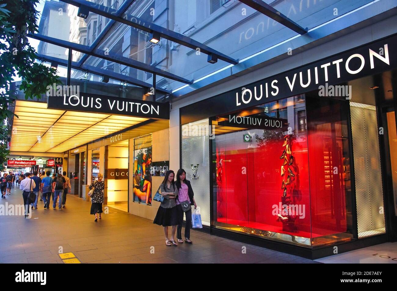 Louis vuitton gucci queen street hi-res stock photography and