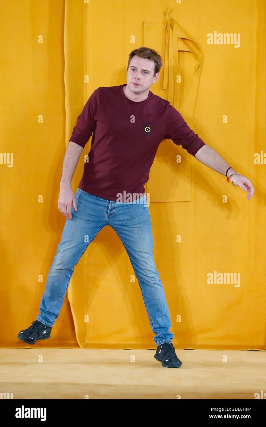 Designer Jonathan Anderson walks on the runway at the Loewe fashion show  during Fall/Winter 2022 Collections Fashion Show at Paris Fashion Week in  Paris, France on March 4 2022. (Photo by Jonas