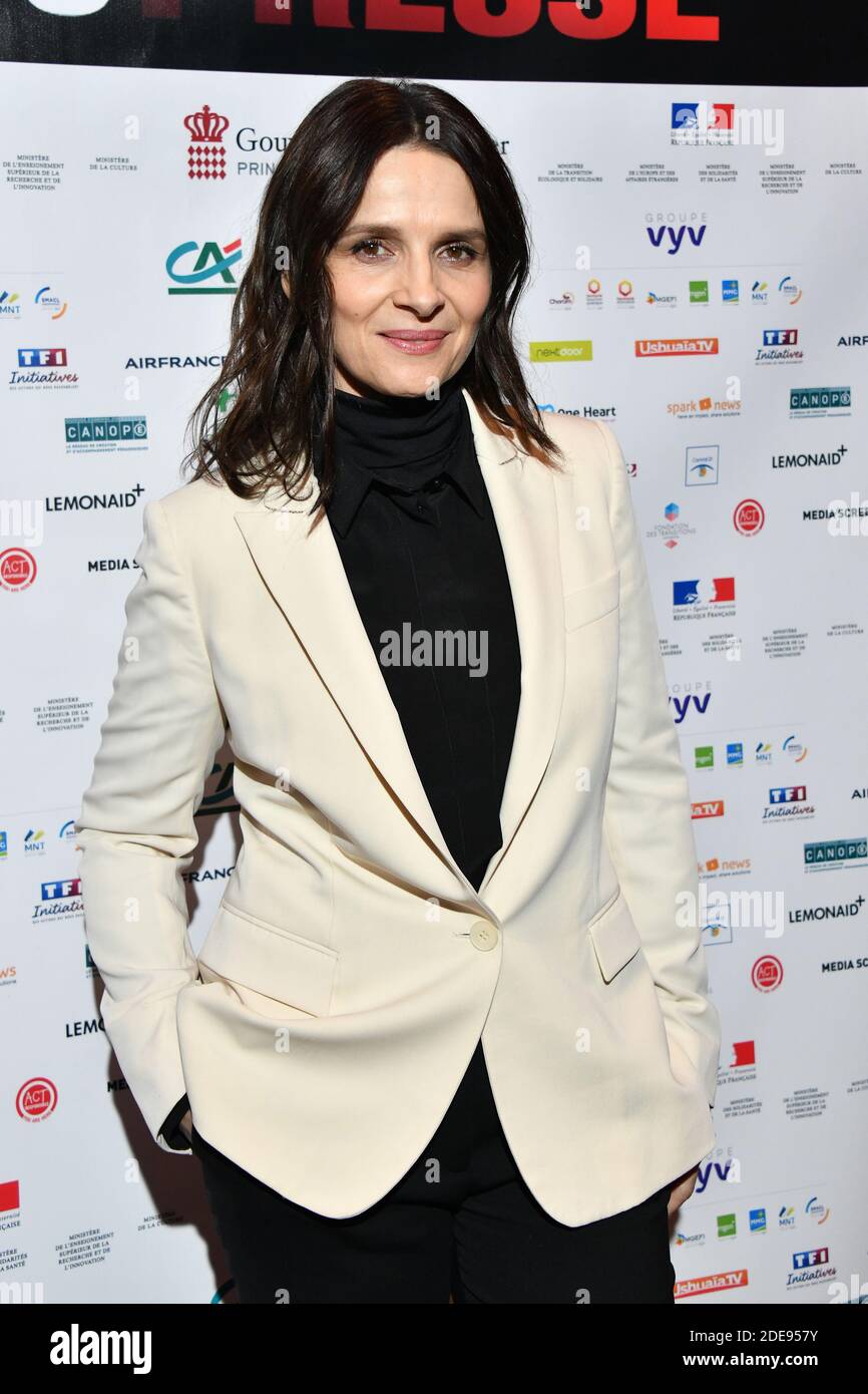Juliette Binoche attending the Le Temps Presse film festival closing