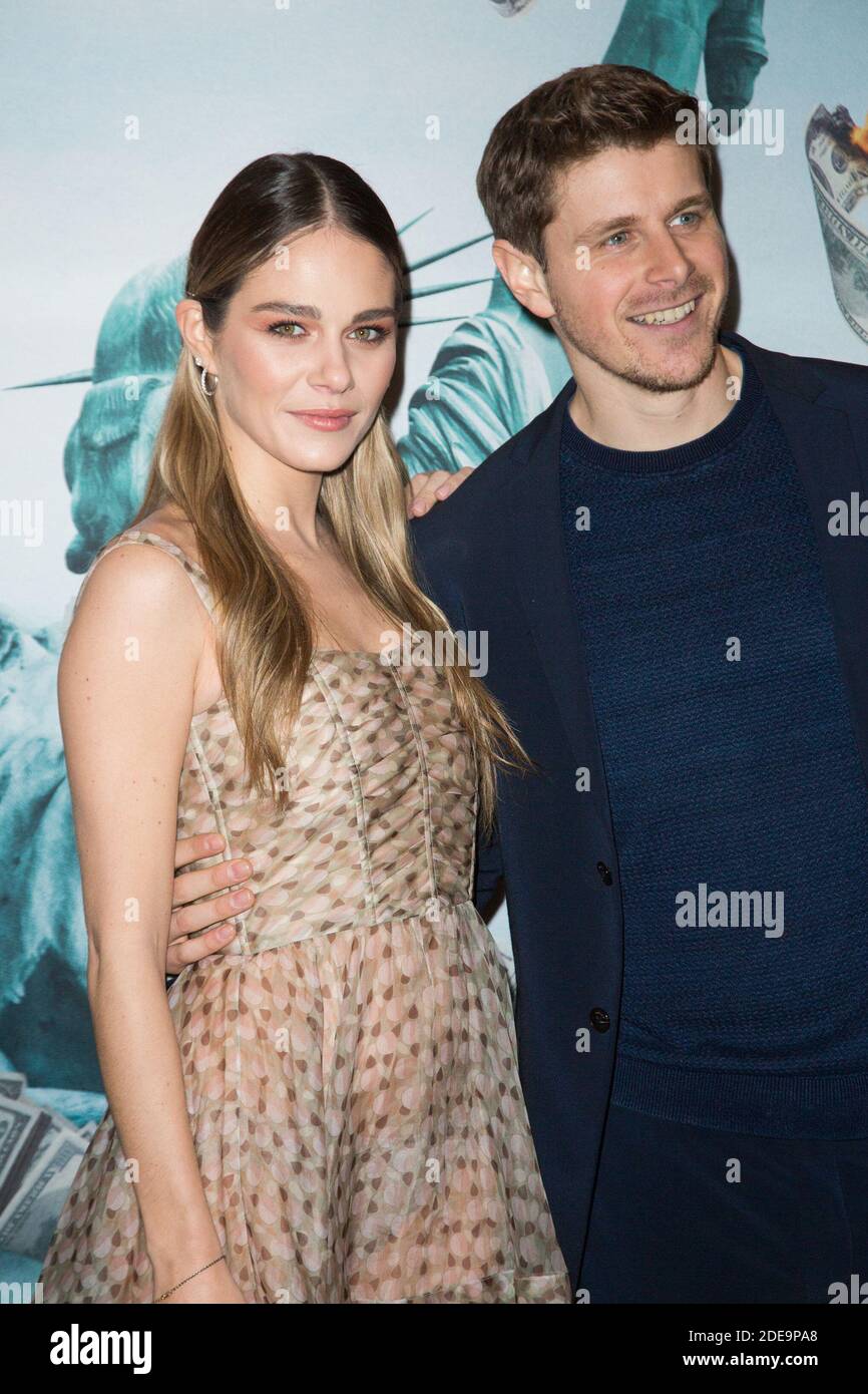 Maripier Morin, Alexandre Landry attends La chute de l'empire American