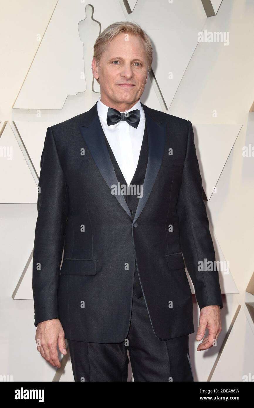 Viggo Mortensen Walking The Red Carpet As Arriving To The 91st Academy viggo-mortensen-walking-the-red-carpet-as-arriving-to-the-91st-academy