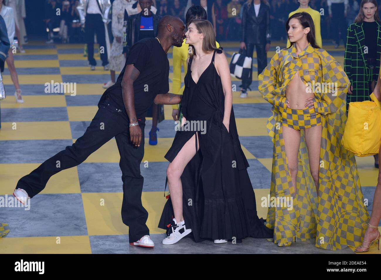 PARIS, FRANCE - SEPTEMBER 27: Fashion designer Virgil Abloh and models walk  the runway during the Off White show as part of Paris Fashion Week Stock  Photo - Alamy