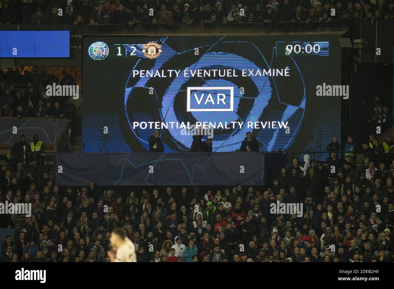 Atmosphere During The Uefa Champions League Round Of 16 Second Leg Football Match Between Paris Saint Germain Psg And Manchester United At The Parc Des Princes Stadium In Paris On March 6 19 Manchester