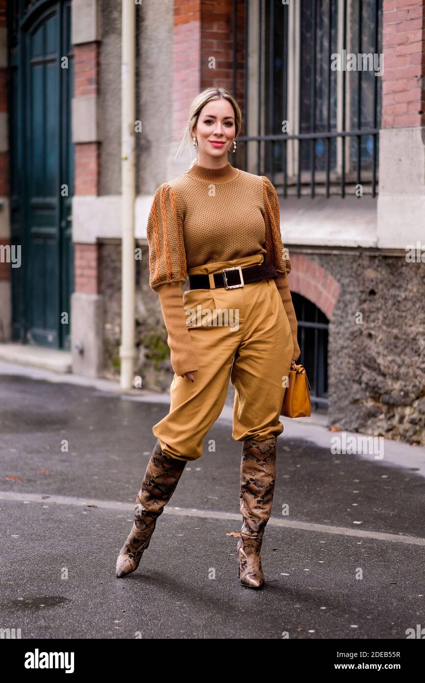 Street style, Helena Lunardelli arriving at Issey Miyake Fall-Winter  2019-2020 ready-to-wear show, held at Lycee Carnot, Paris, France, on March  1st, 2019. Photo by Marie-Paola Bertrand-Hillion/ABACAPRESS.COM Stock Photo  - Alamy