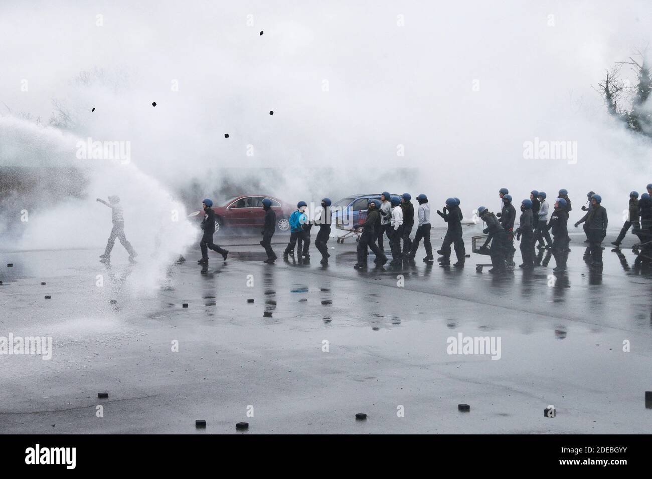 The CRS train during a law enforcement exercise in a riot situation ...