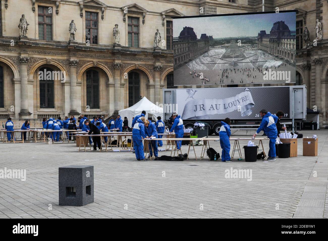 Preparations of the installation of French contemporary artist and ...