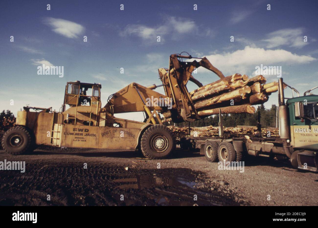 1970s Photo (1973) - Log loader at work at port of Olympia's log ...