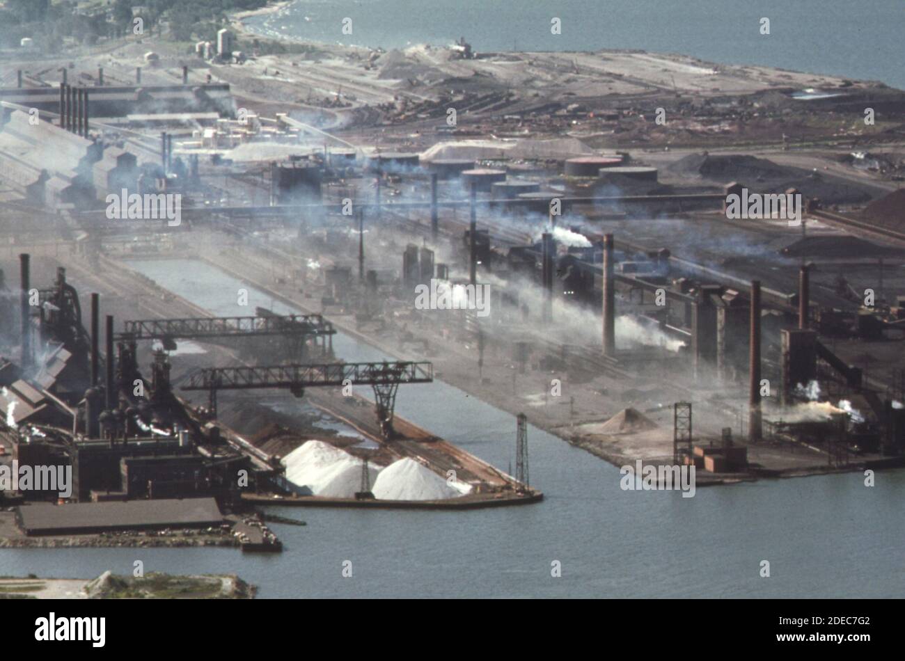 1970s Photo (1973) Bethlehem Steel plant on the Lake Erie waterfront