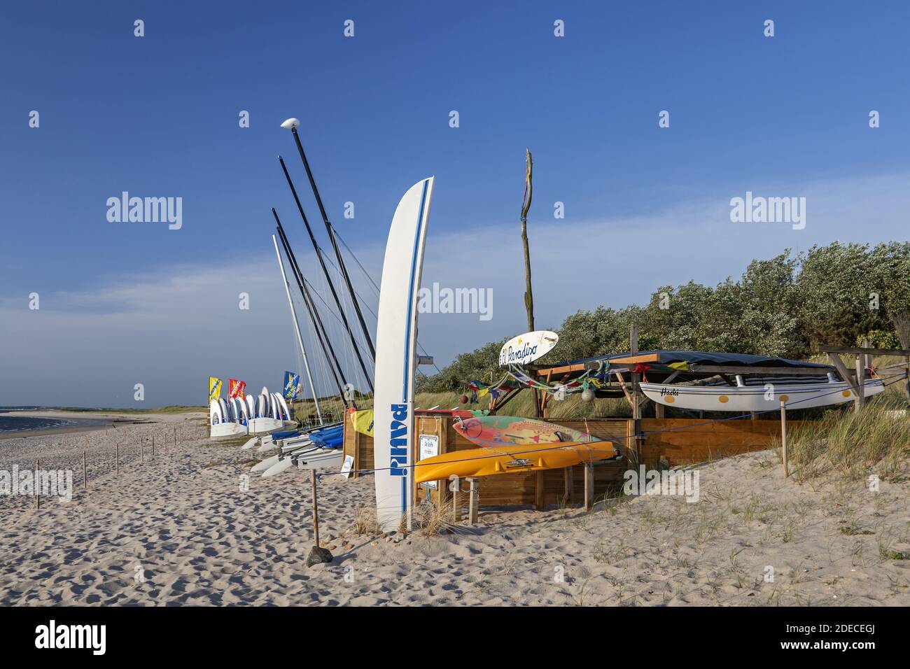 geography / travel, Germany, Schleswig-Holstein, Sylt, surfboard rental on beach in Hörnum, Additional-Rights-Clearance-Info-Not-Available Stock Photo