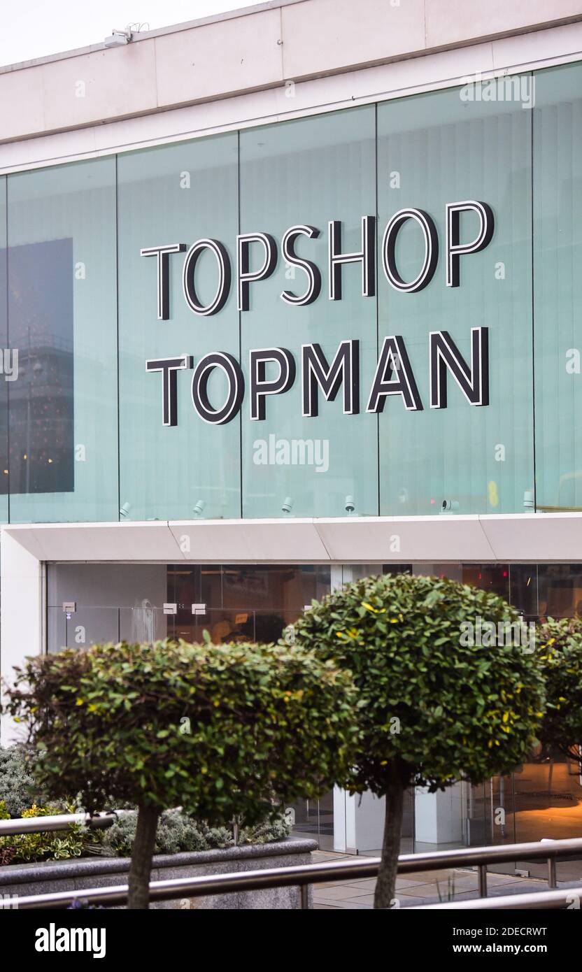Topshop uk hi-res stock photography and images - Alamy
