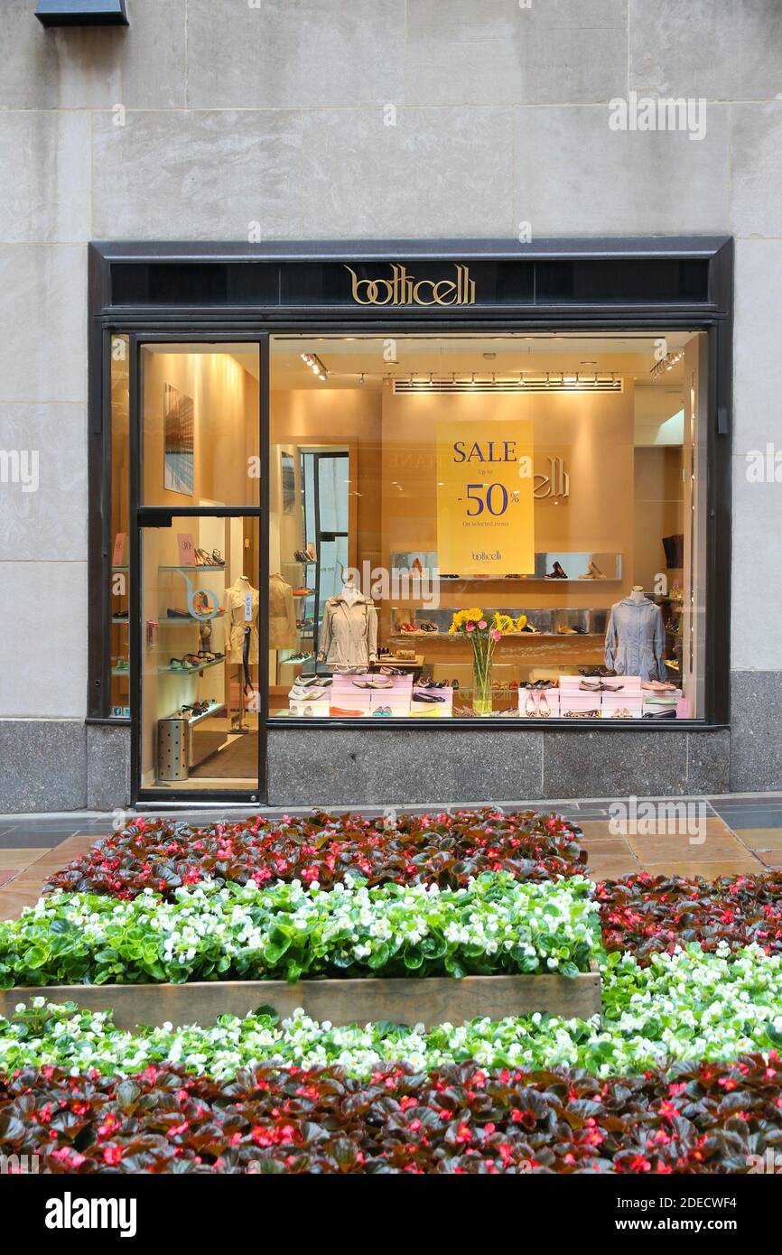 NEW YORK, USA - JULY 1, 2013: Botticelli shoe store in Rockefeller Center, New  York. Botticelli is a brand of hand crafted Italian shoes Stock Photo -  Alamy