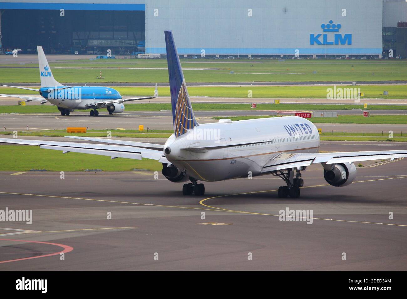 AMSTERDAM, NETHERLANDS - JULY 11, 2017: United Airlines Boeing 767-300 at Schiphol Airport in Amsterdam. Schiphol is the 12th busiest airport in the w Stock Photo