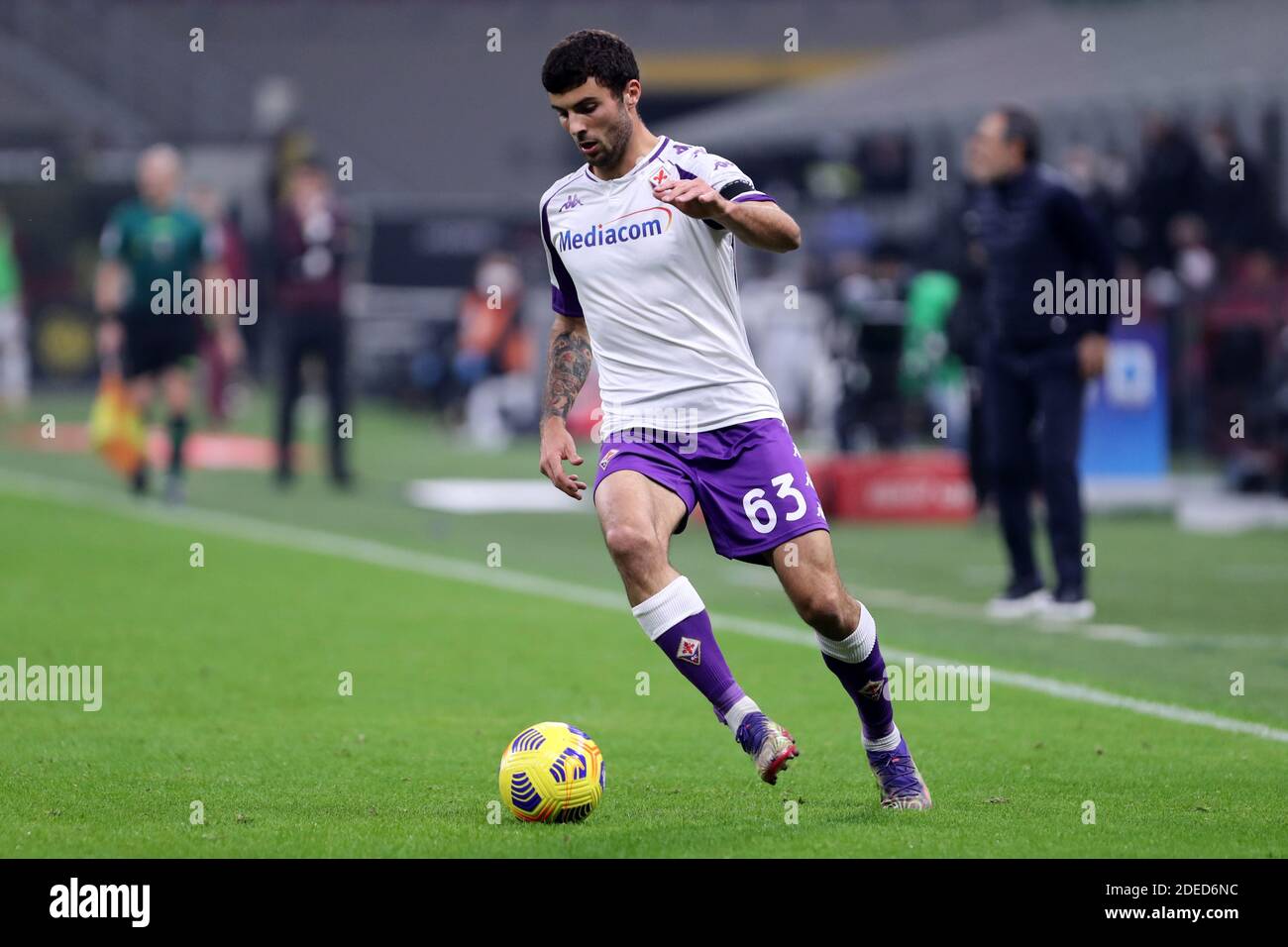 Patrick Cutrone of Acf Fiorentina in action during the Serie A match  beetween Ac Milan and Acf Fiorentina. Ac Milan wins 2-0 over Acf Fiorentina  Stock Photo - Alamy, image size:1300x956