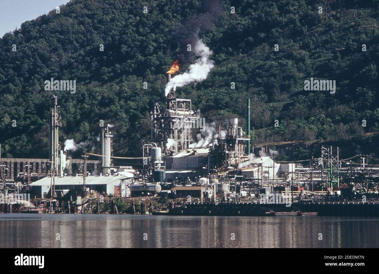 Dupont factory virginia hires stock photography and images Alamy