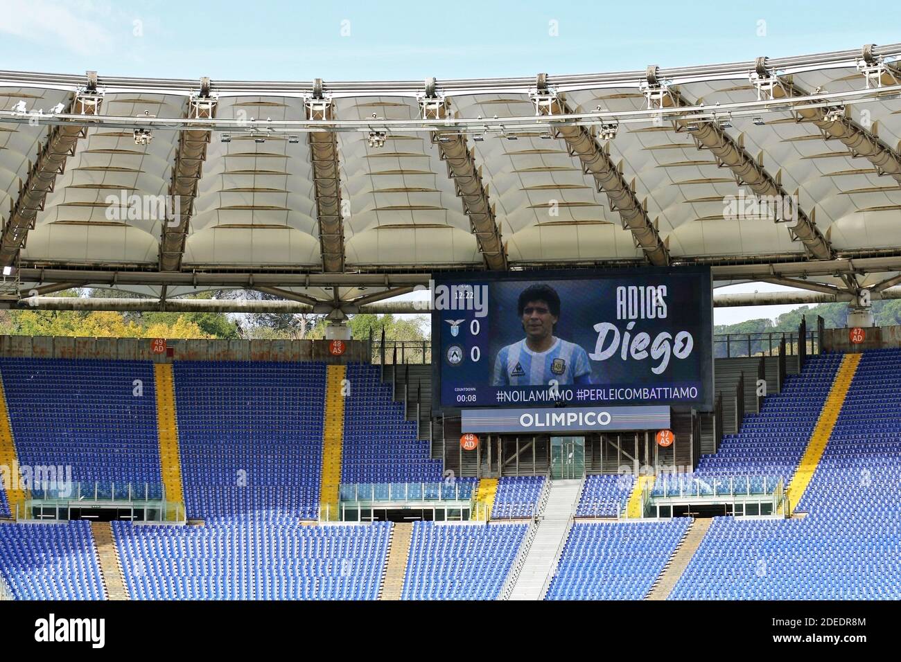 The stadium&#039;s screen shows a photo of Diego Armando Maradona prior the Italian championship Serie A football match bet / LM Stock Photo