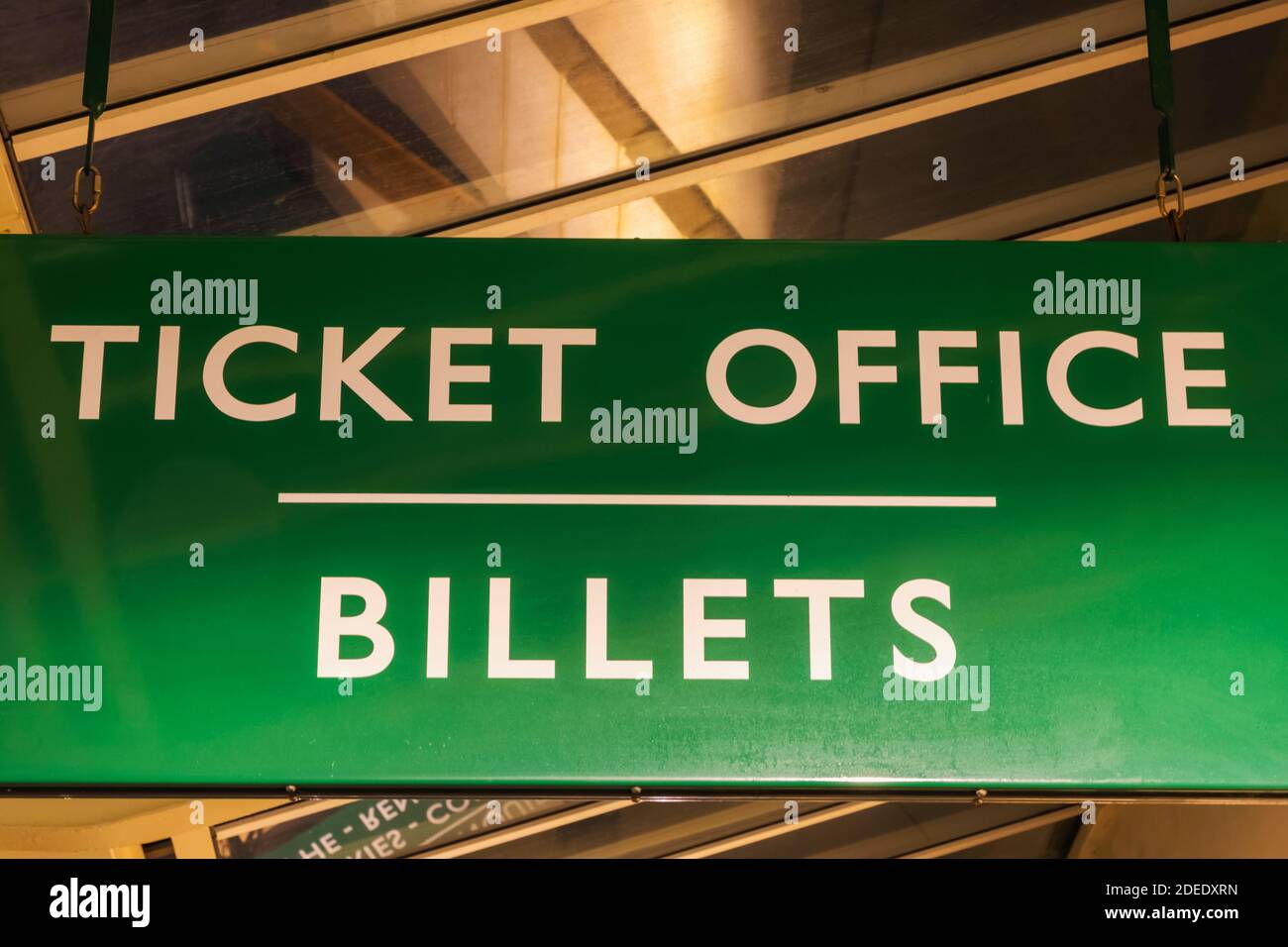 England, Kent, Folkestone, The Dis-used Folkestone Harbour Train Station, Historic Bi-lingual 'Ticket Office' and 'Billets' Sign Stock Photo