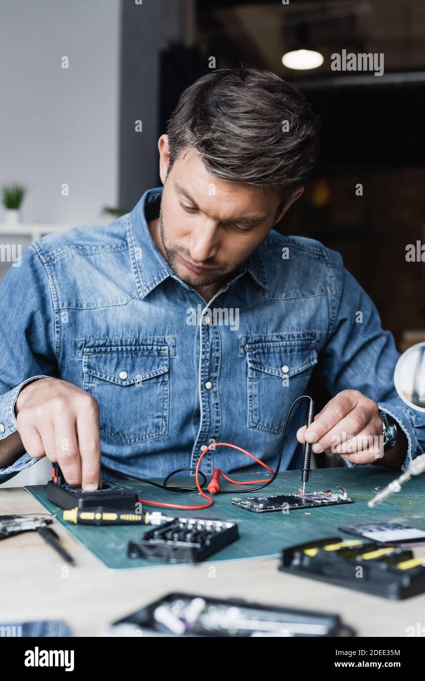 Regulating technology hi-res stock photography and images - Alamy