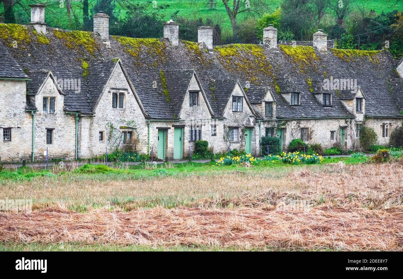 Cotswold terrace hires stock photography and images Alamy