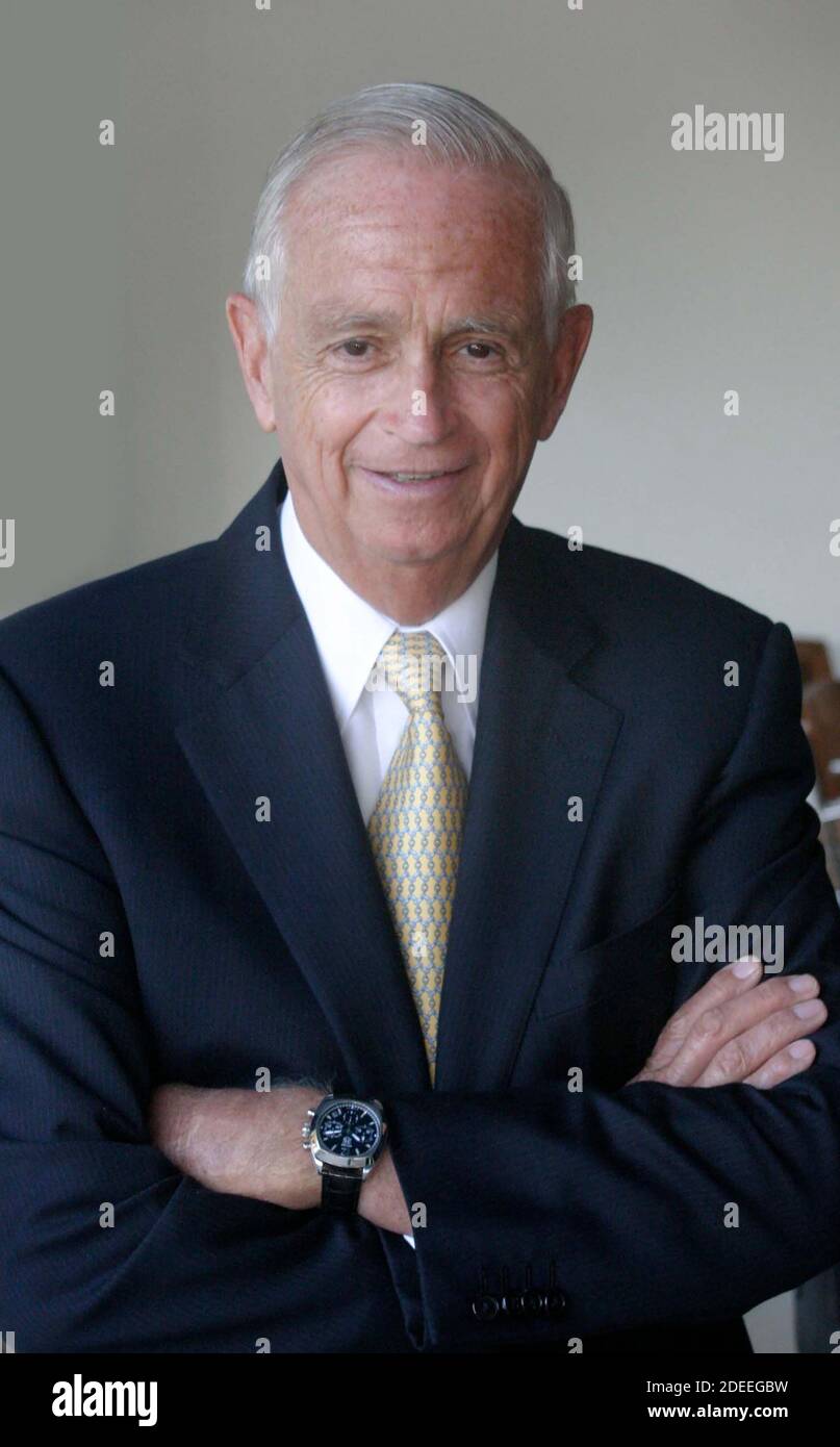 Miami Beach, FL 1-14-2003JW “Bill” Marriott, Jr. at the grand opening