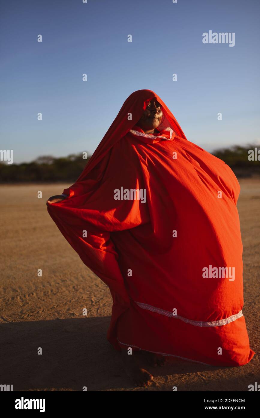 Colombia traditional costume hi-res stock photography and images - Alamy