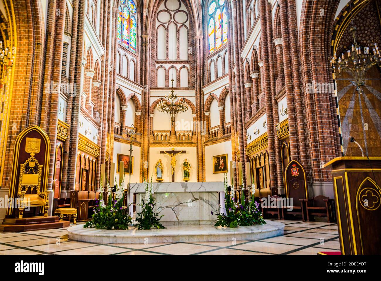 Main nave and main altar. St. Florian's Cathedral, or Cathedral of St. Michael the Archangel and St. Florian the Martyr. Warsaw,Poland,Europe Stock Photo