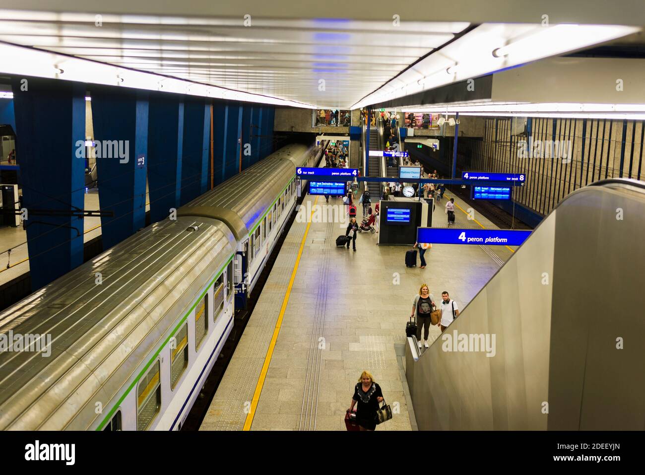 Platforms of Warszawa Centralna, Warsaw Central, is the primary railway