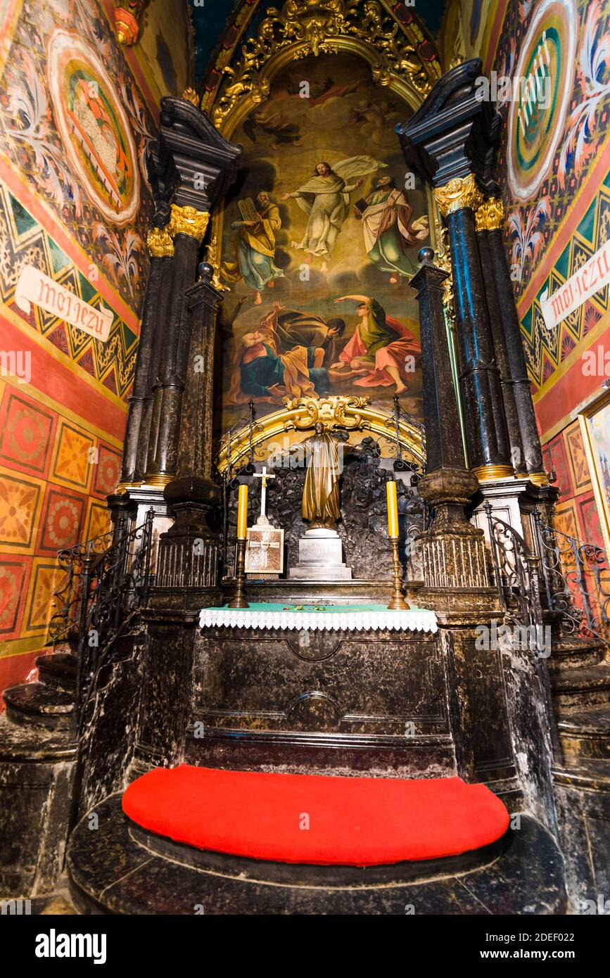Interior of Saint Mary’s Basilica. Cracow, Kraków County, Lesser Poland Voivodeship, Poland, Europe Stock Photo