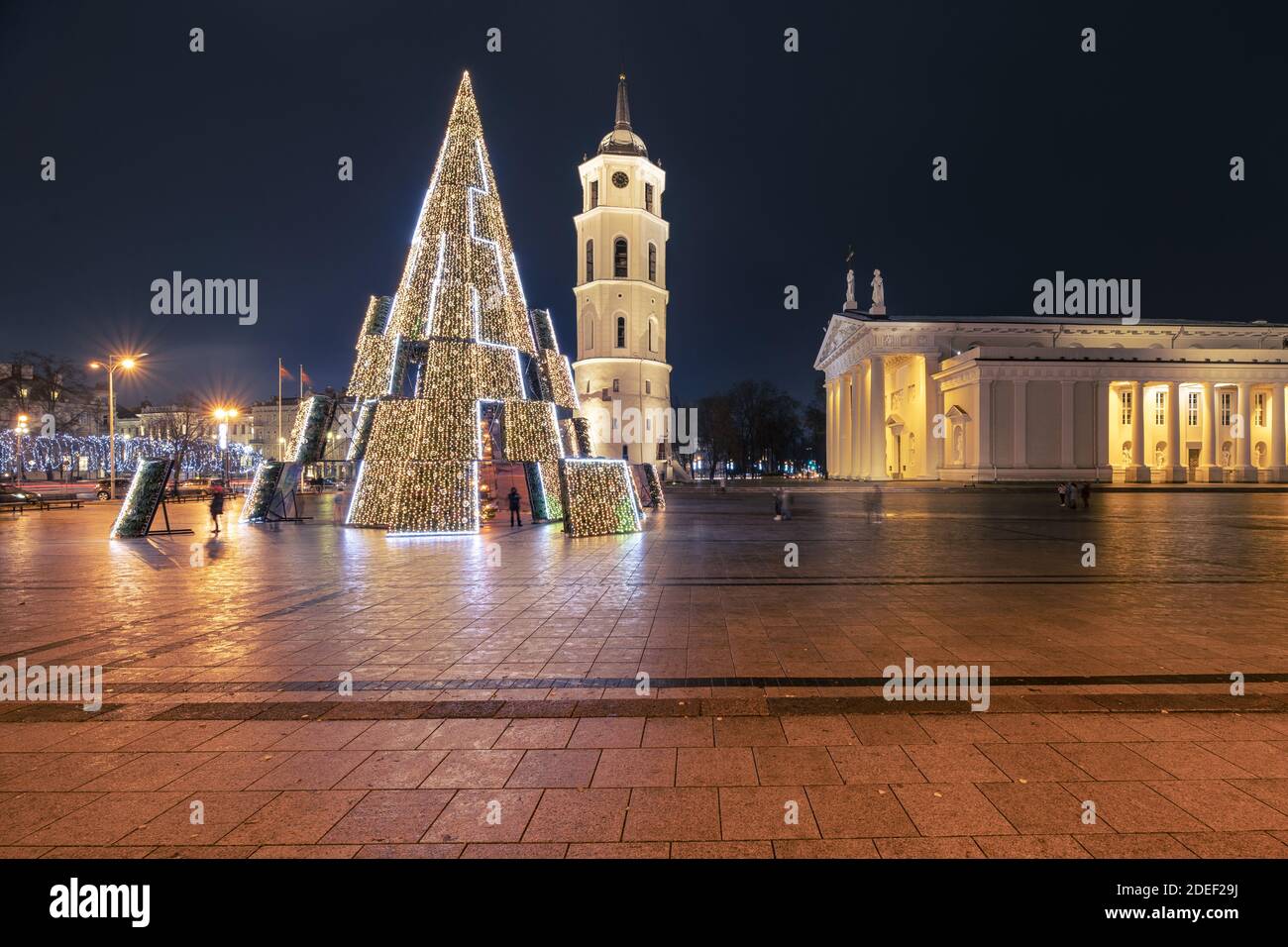 Vilnius Christmas Tree 2020 and Vilnius Cathedral Square at night Stock Photo