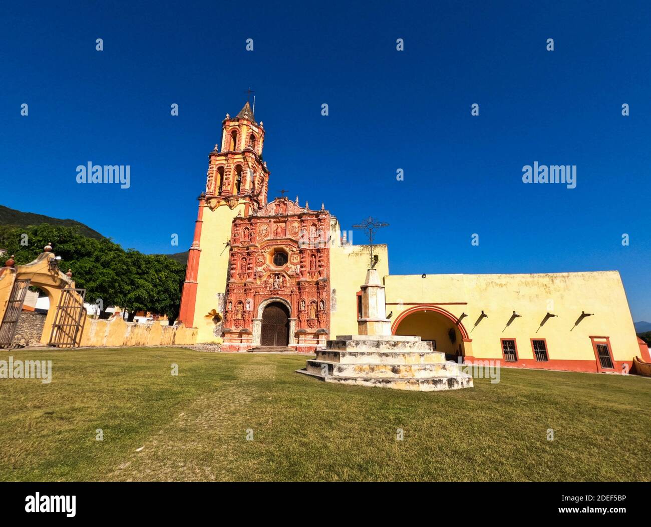 The Misión Santa María del Agua de Landa Franciscan mission in the Sierra Gorda mountains, Queretaro, Mexico Stock Photo