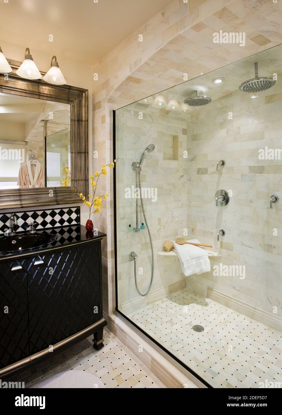 Luxury Bath with dual shower heads Stock Photo Alamy