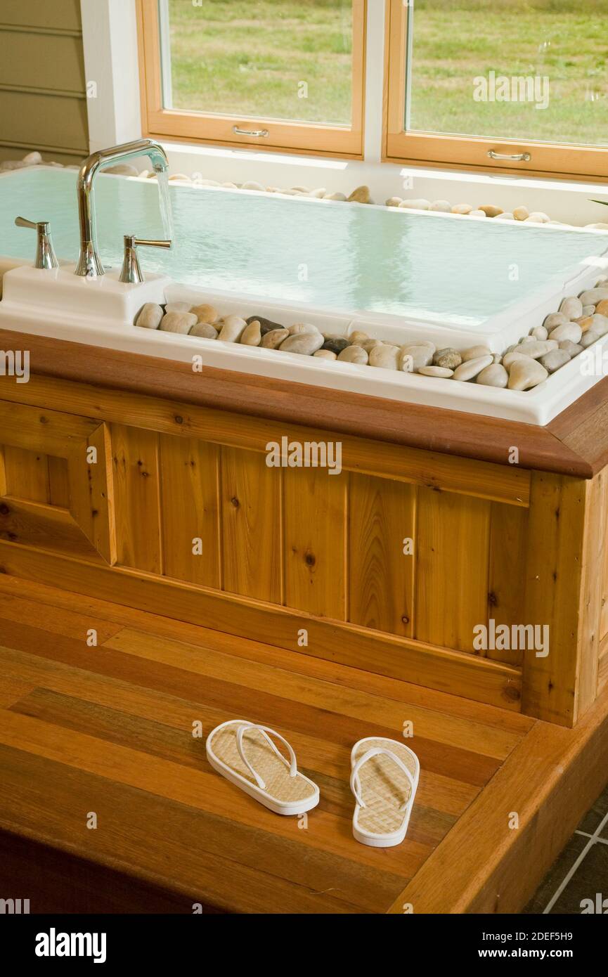 Wood surround on Hot Tub Stock Photo Alamy