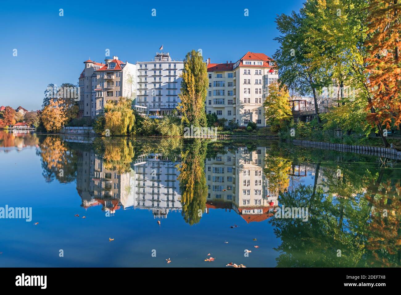 Berlin, Germany - November 7, 2020: Shore of Lake Lietzen with buildings of Haus See-Eck, Belle-Etage, Pension Kammern am See and Ringhotel Seehof Stock Photo