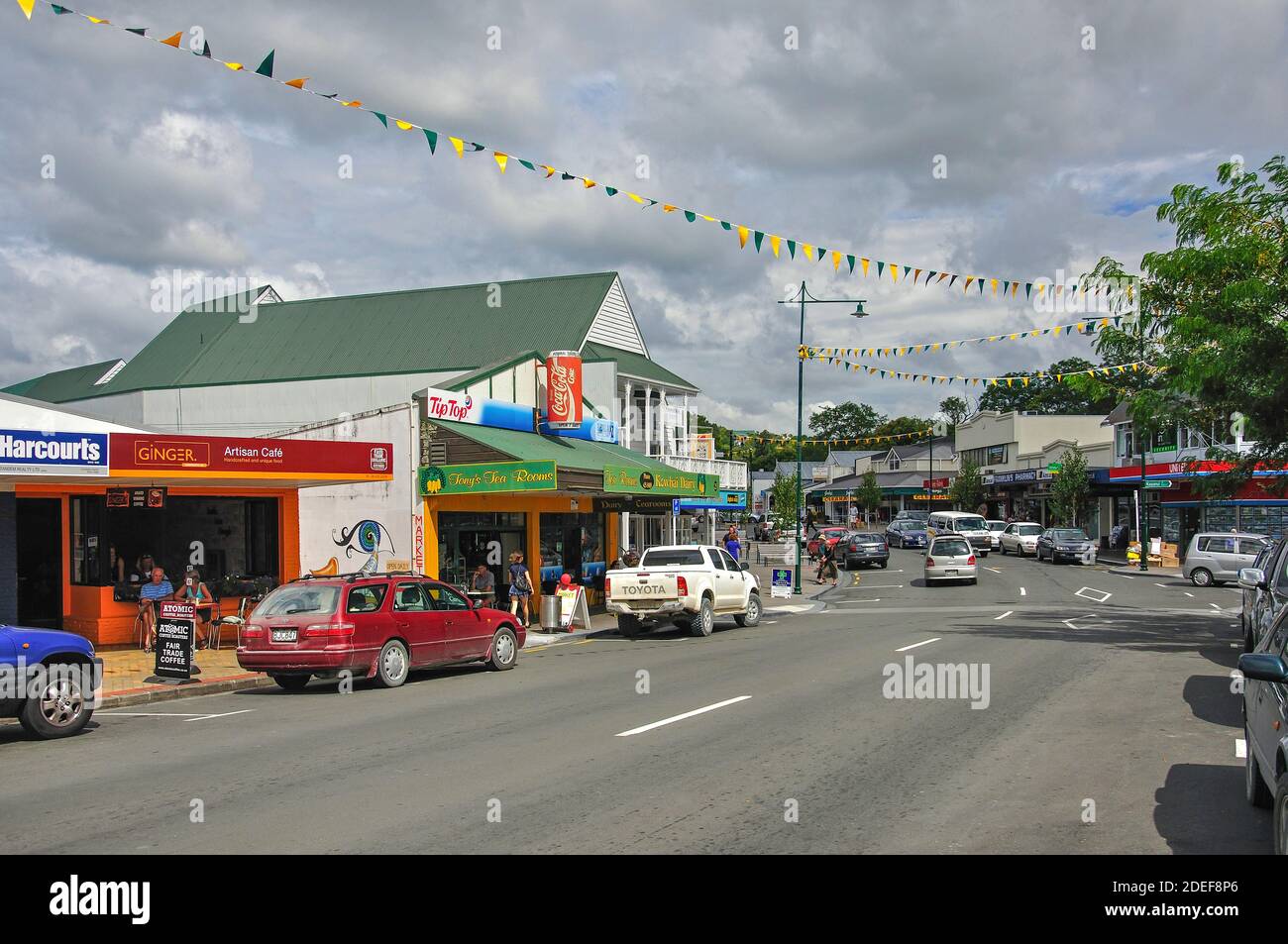Queen Street Warkworth Auckland Region North Island New Zealand queen-street-warkworth-auckland-region-north-island-new-zealand