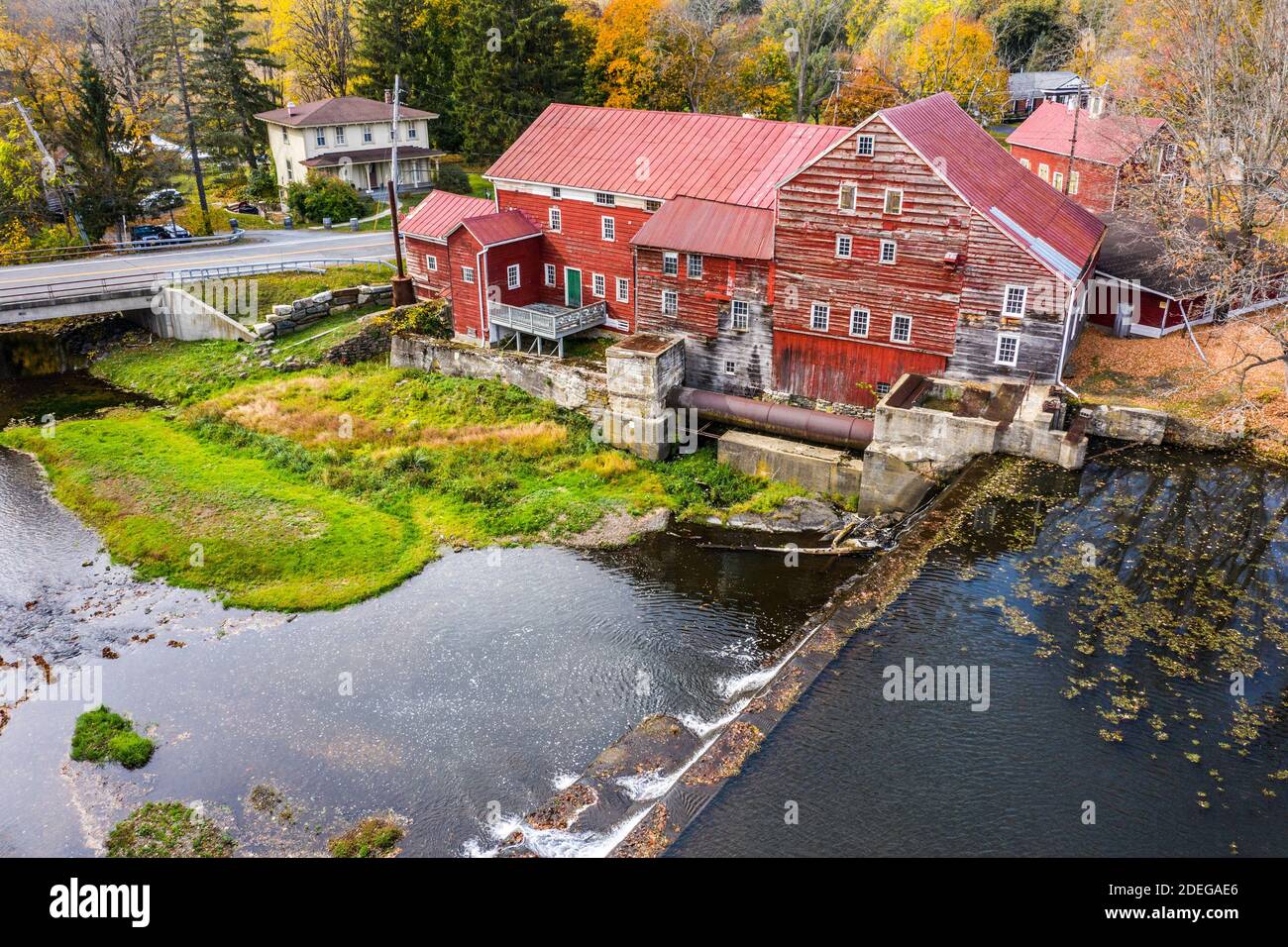 Old Mill on Claverack Creek, ClaverackRed Mills, NY, USA Stock Photo