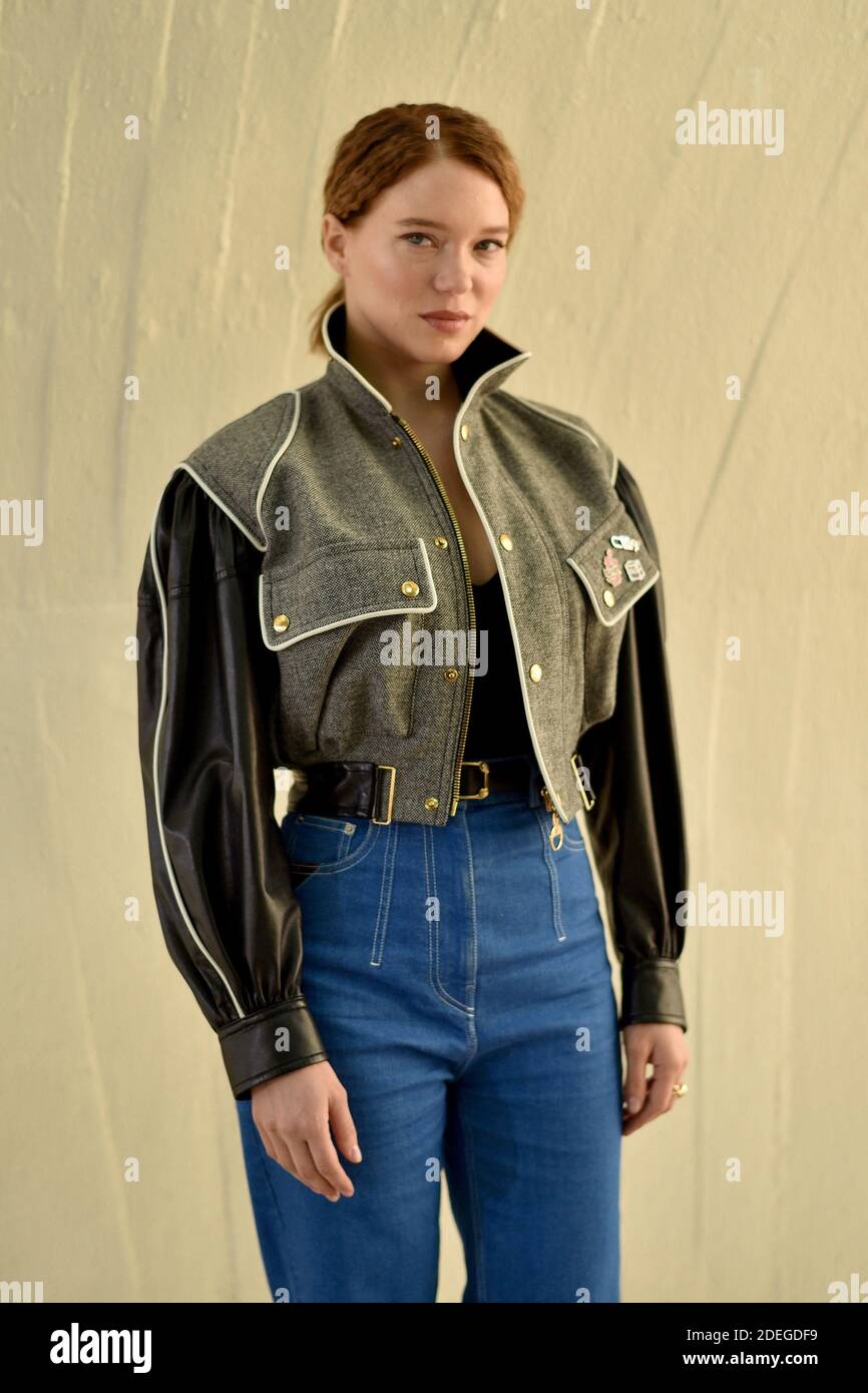 Léa Seydoux, une fashionista au ventre bien arrondi chez Louis Vuitton  (photos) – Closer