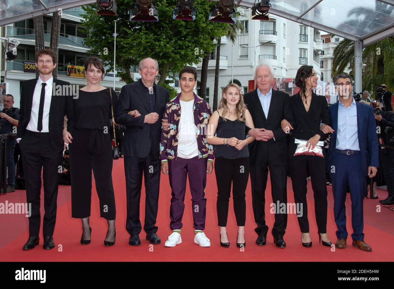 Othmane Moumen, Myriem Akheddiou, Jean-Pierre Dardenne, Victoria Bluck, Idir Ben Addi, Luc Dardenne, Carol Duarte and Olivier Bonnaud attending the Le Jeune Ahmed Premiere as part of the 72nd Cannes International Film Festival in Cannes, France on May 19, 2019. Photo by Aurore Marechal/ABACAPRESS.COM Stock Photo