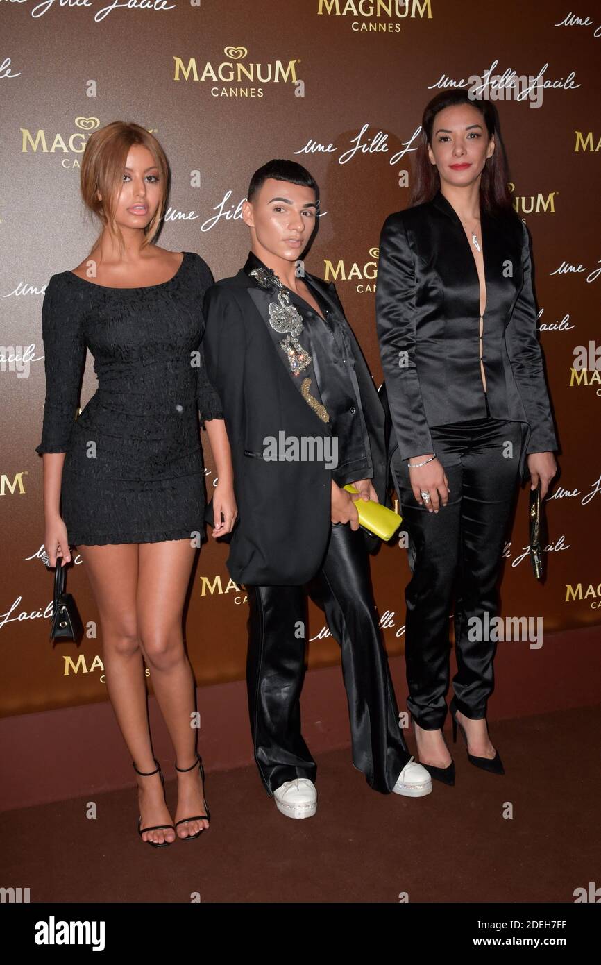 Zahia Dehar and actors attending the photocall for the movie Une Fille Facile at Magnum Beach Zahia Dehar and actors attending the photocall for the movie Une Fille Facile at Magnum Beach