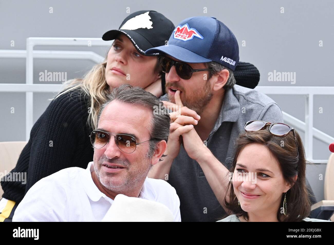 Marion Cotillard and Guillaume Canet attend the 2019 French Tennis Open -  Day Fifteen in Roland Garros on June 9, 2019 in Paris, France. Photo by  Laurent Zabulon / ABACAPRESS.COM Stock Photo - Alamy