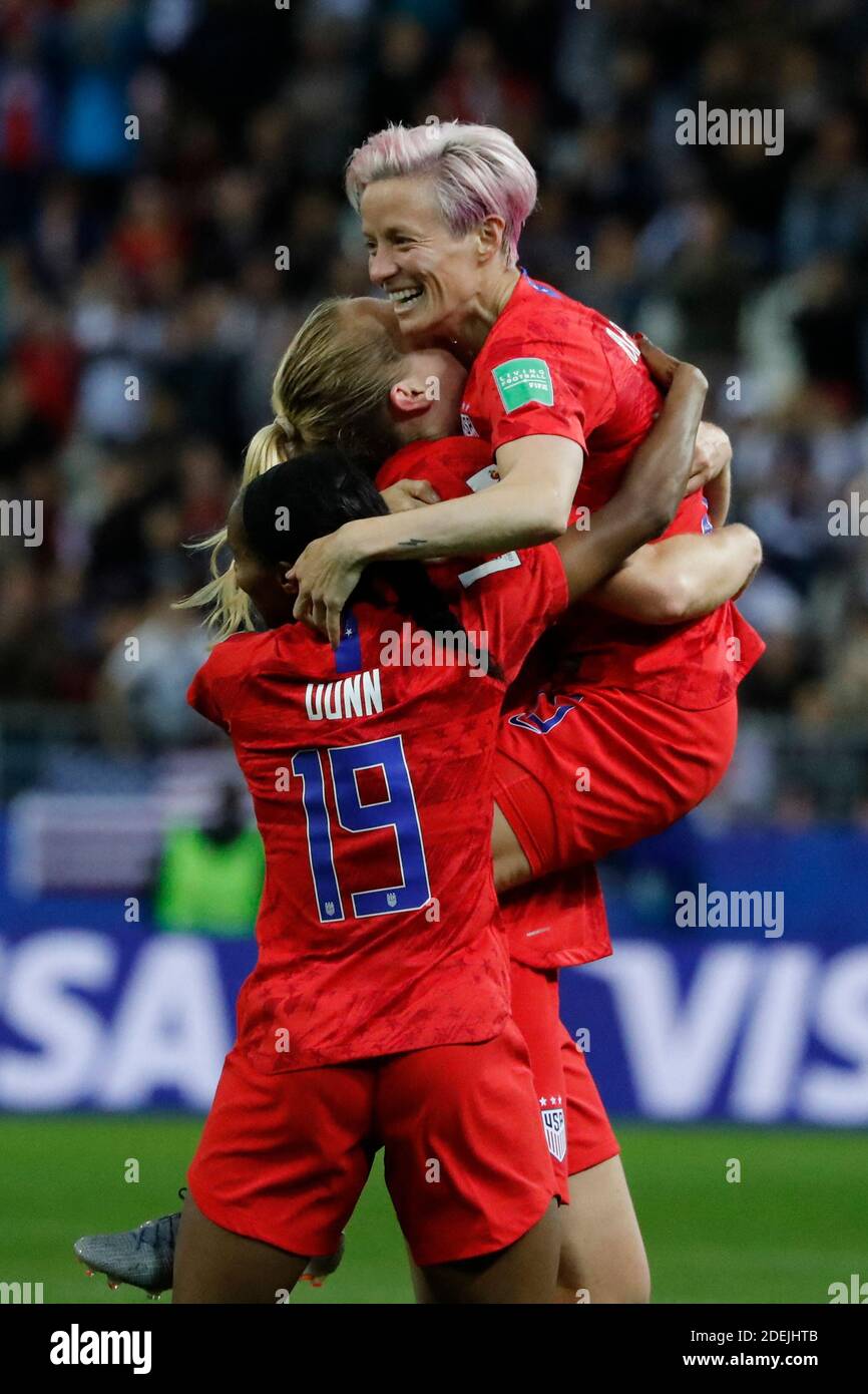 USA's Samantha Mews joy after scoring the 80 goal during the FIFA
