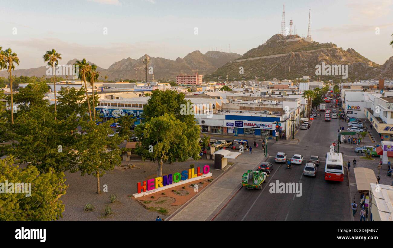 Monumental colored letters in Jardin Juarez in downtown Hermosillo, Sonora, Mexico.Hermosillo, Mexico. © (Photo By Luis Gutierrez / Norte Photo) Letras monumnetales de colores en Jardin Juarez en el centro de Hermosillo, Sonora, Mexico.Hermosillo, Mexico.  © (Photo By Luis Gutierrez/Norte Photo) Stock Photo