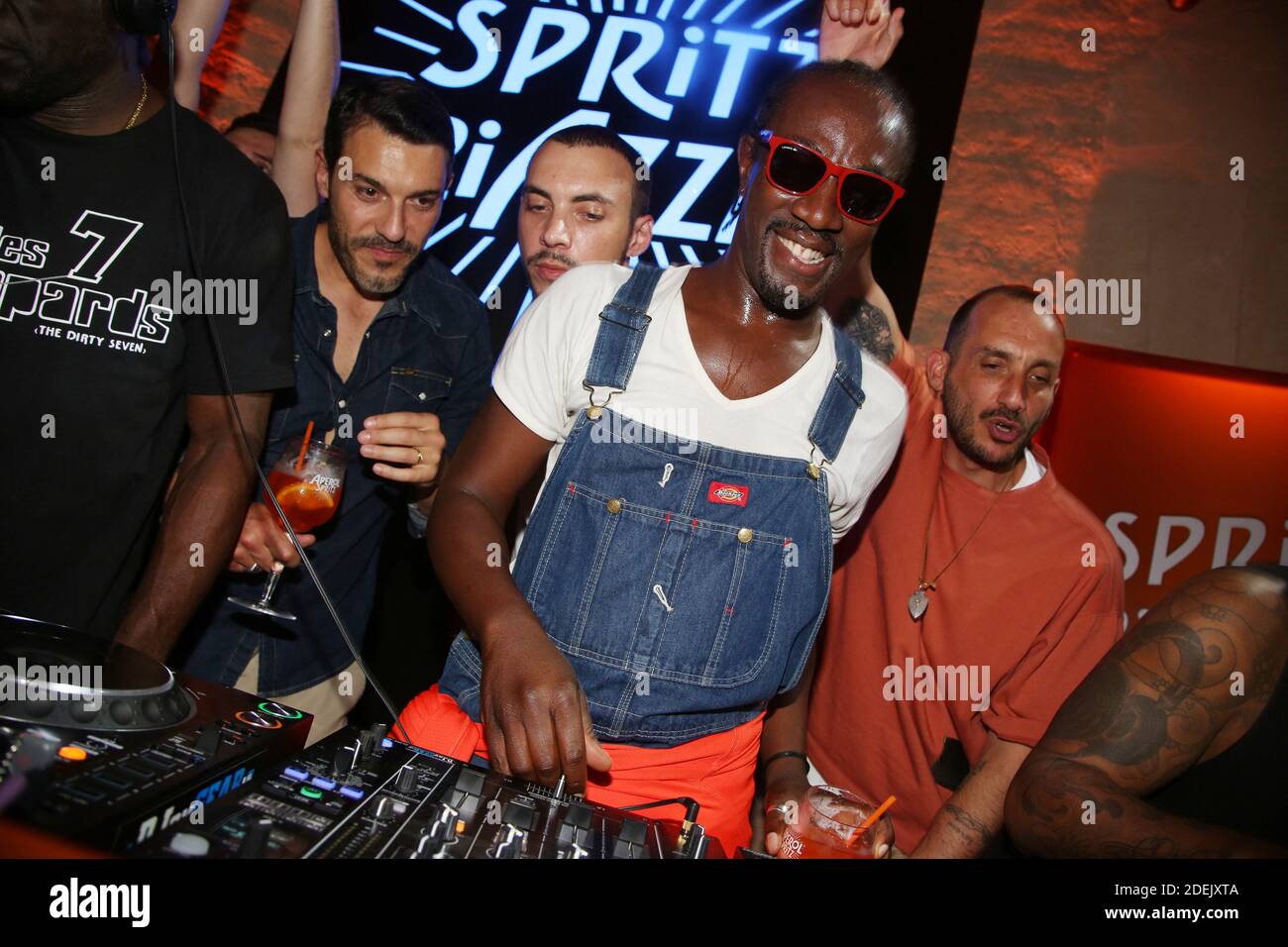 Marco Prince Lors De La Soiree Du 100e Anniversaire De La Marque Aperol A La Rotonde Stalingrad A Paris France Le 18 Juin 19 Photo By Jerome Domine Abacapress Com Stock Photo Alamy Marco Prince Lors De La Soiree Du 100e Anniversaire De La Marque Aperol A La Rotonde Stalingrad A Paris France Le 18 Juin 19 Photo By Jerome Domine Abacapress Com Stock Photo Alamy