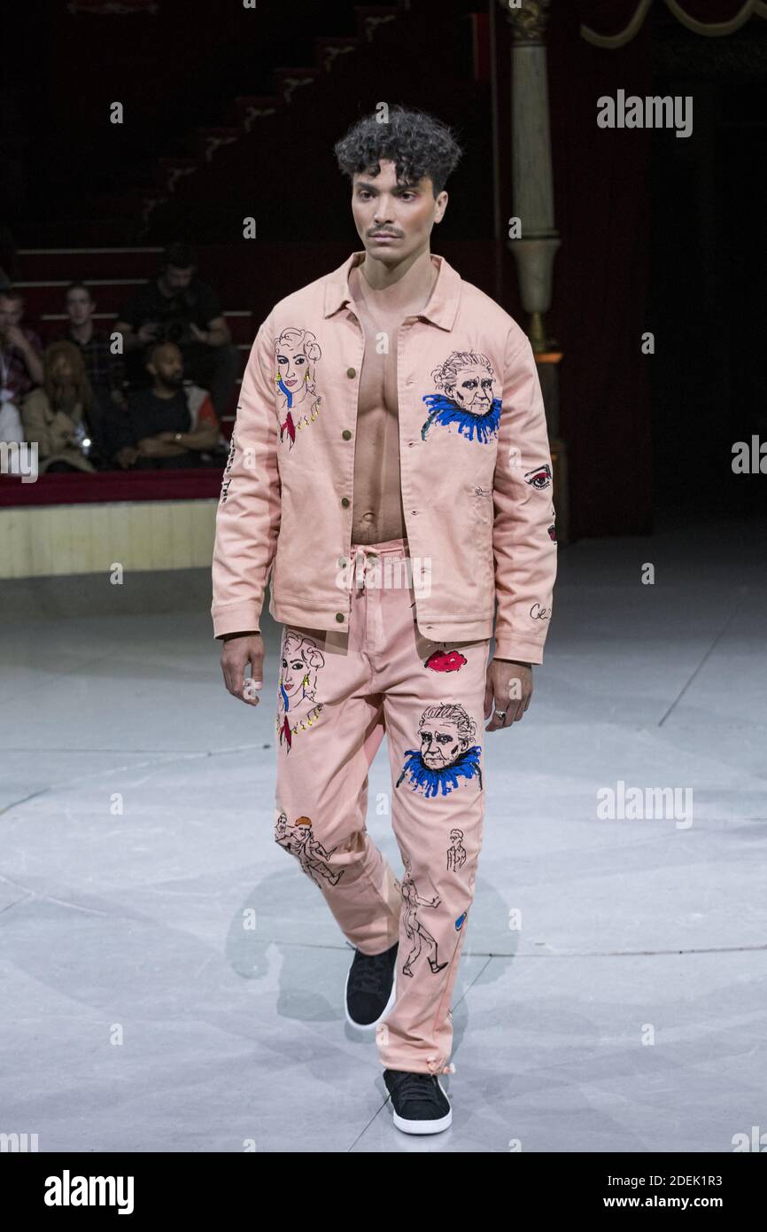 A model walks the runway during the Kidsuper Menswear Spring Summer 2020  show as part of Paris Fashion Week on June 20, 2019 in Paris, France. Photo  by JanaCallmeJ/ABACAPRESS.COM Stock Photo - Alamy