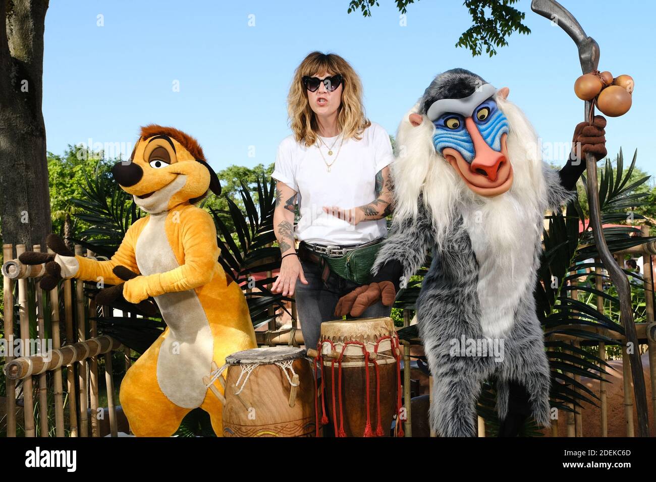 Daphne Burki attends 'Jungle Book Jive' photocall 2 during The Lion