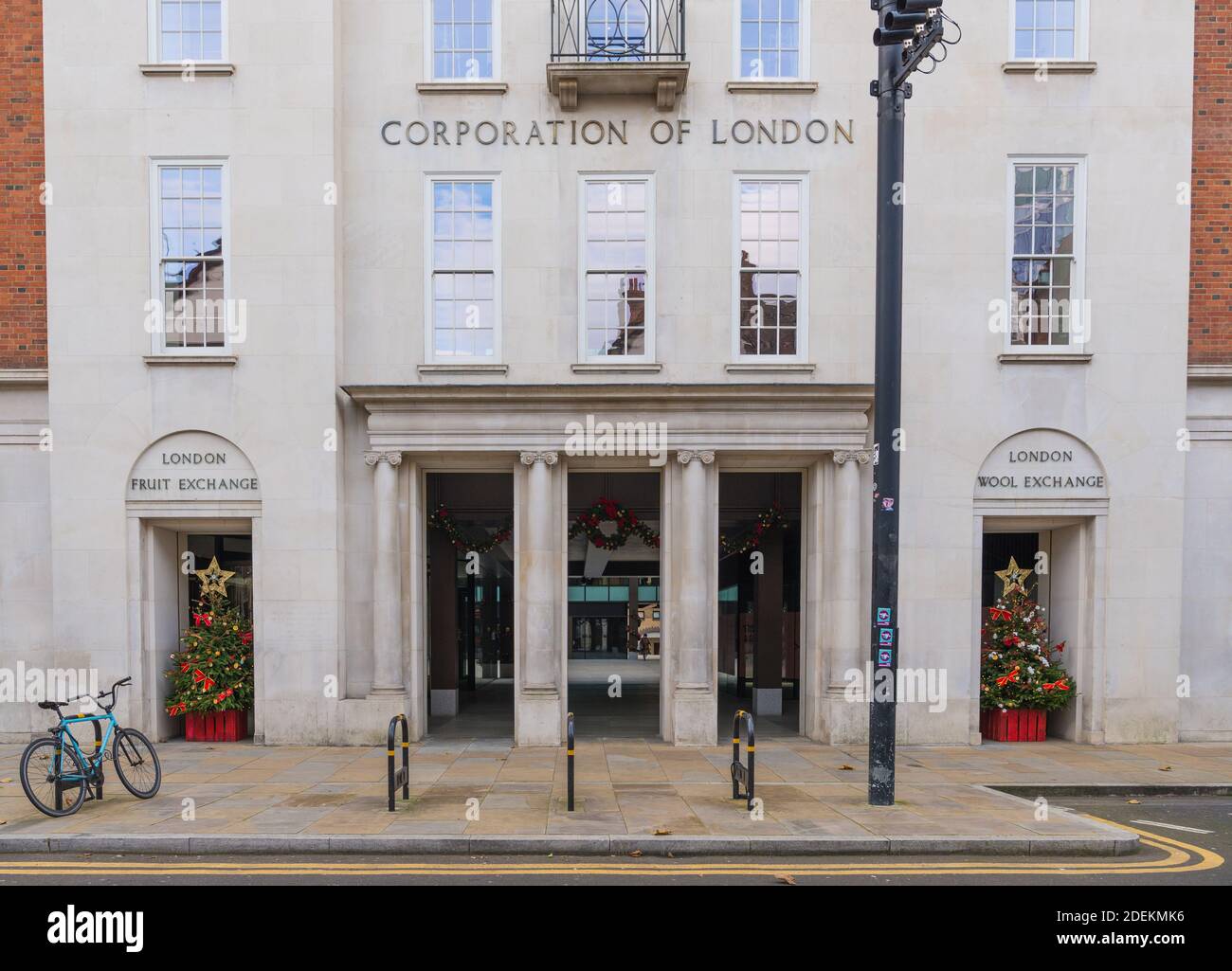 Corporation of London Fruit Exchange and Wool Exchange building in Brushfield Street, Spitalfields, London, England, UK Stock Photo